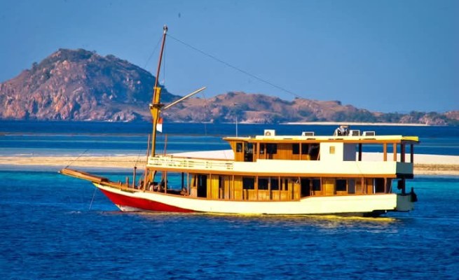 Tim SAR gabungan memperpanjang masa pencarian selama tiga hari setelah ditemukan petunjuk baru berupa sinyal telepon seluler milik salah satu korban.