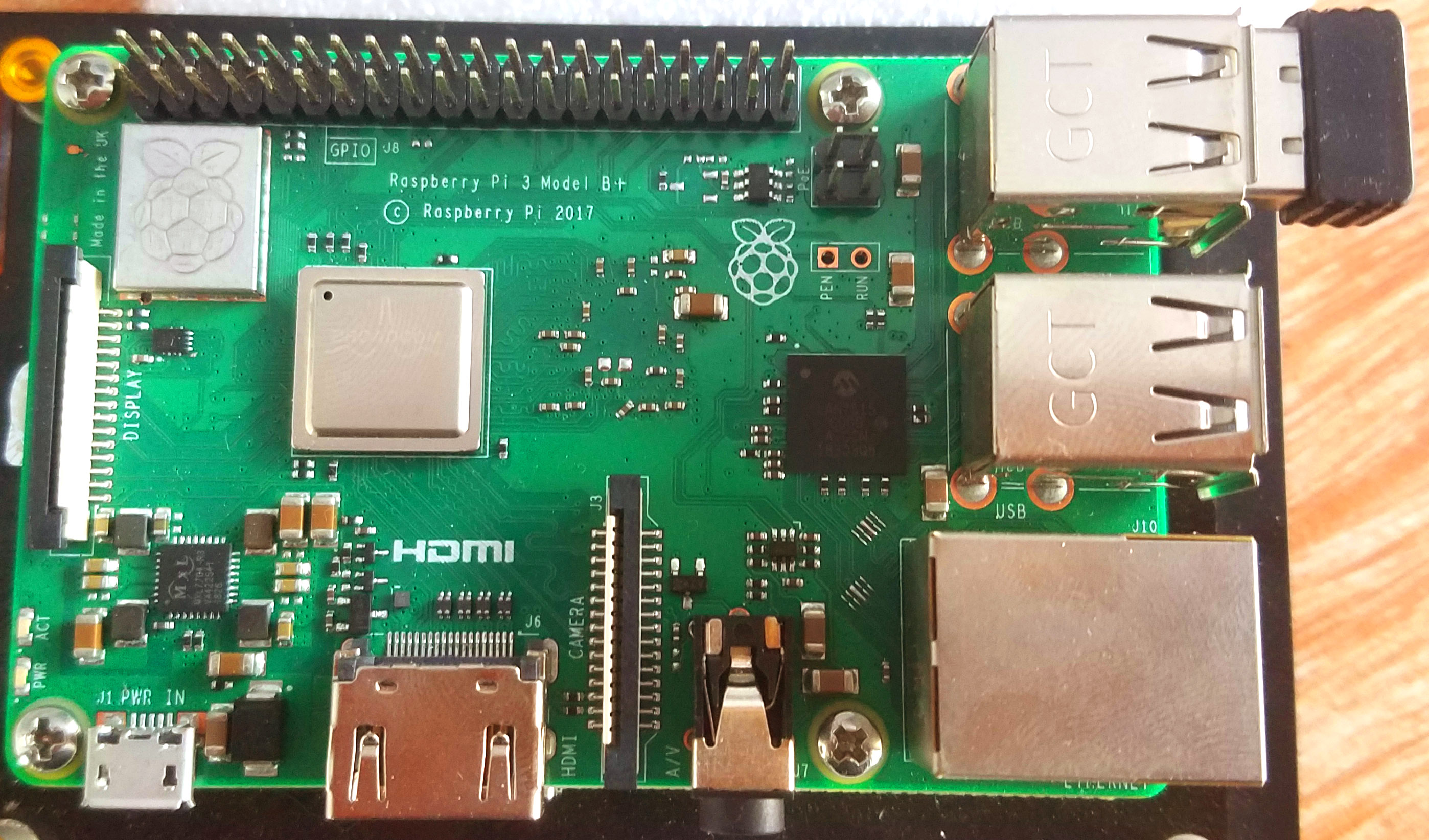 5.5 inch Oled Touchscreen & Night Vision Camera Raspberry Pi 3 b+