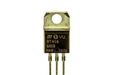 What Is A Triac Triac Switch Electronics Notes