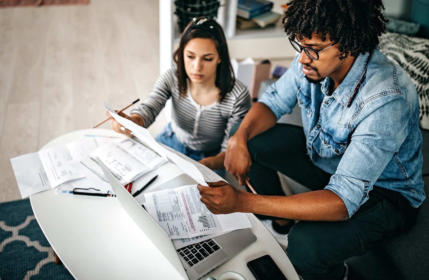 Overdraft Protection Share Wealth 101 - Professional Ocean Texture - 4K