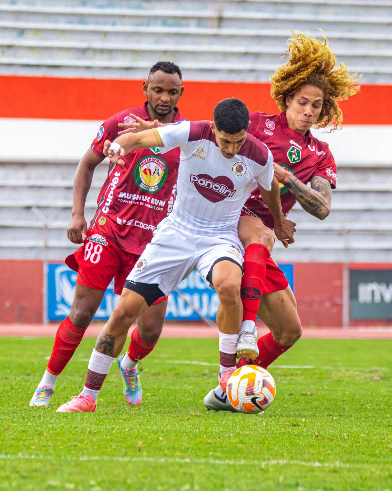 ⚽️🇧🇬El ‘Ponchito’ rescata empate en Ibarra 