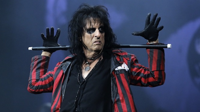 HOLLYWOOD VAMPIRES (Alice Cooper): luego de 40 años finalmente un primer álbum con grandes invitados