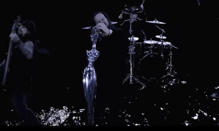 KORN estrenan video para “Black Is The Soul”