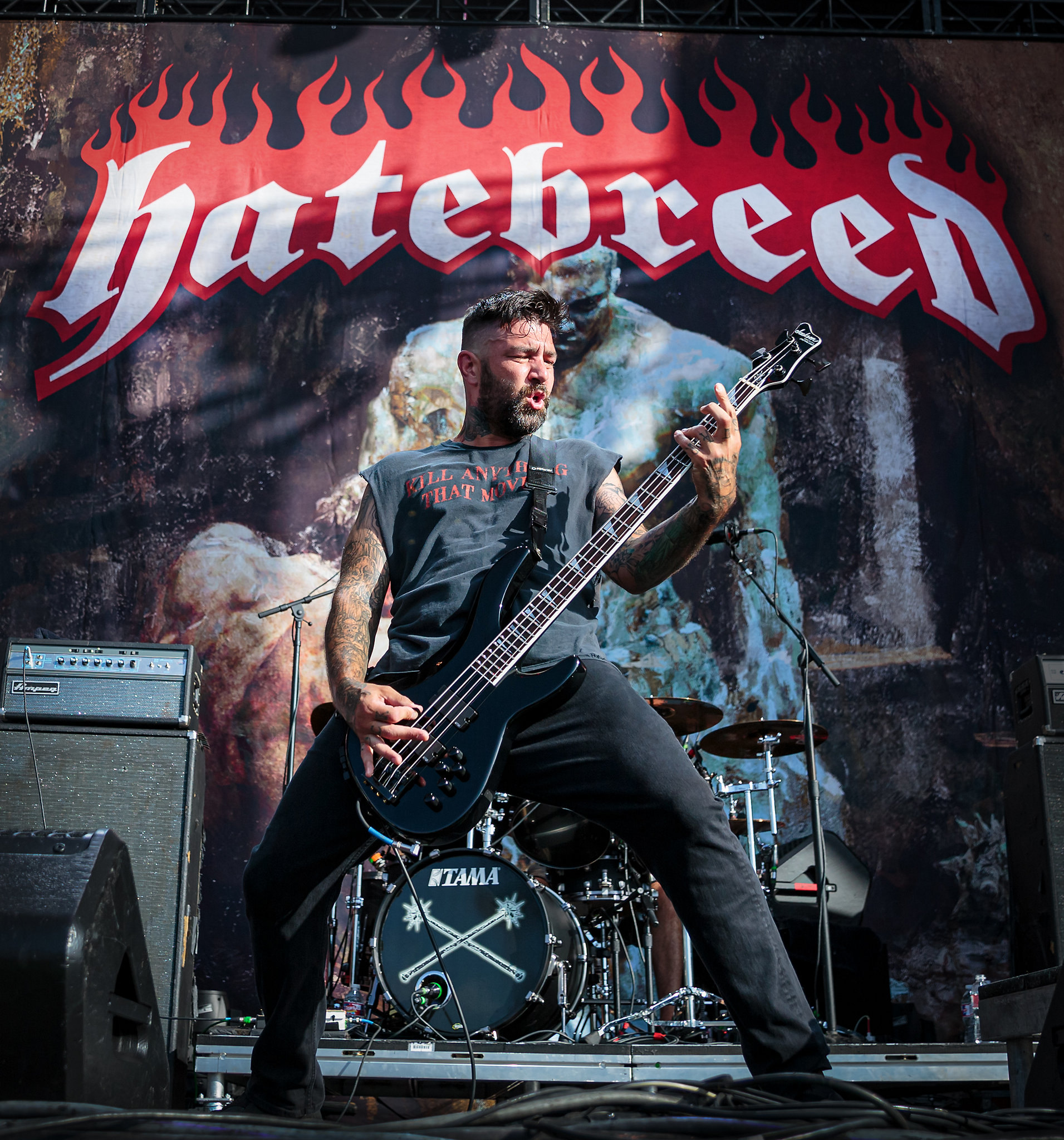 Chris Beattie, bajista fundador de Hatebreed, rompe el silencio sobre su salida de la banda tras 30 años: “No fue mi decisión”