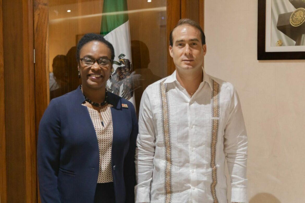 Sostiene Diego Castañón histórico encuentro con la cónsul estadounidense Dorothy Nguttter Sostiene Diego Castañón histórico encuentro con la cónsul estadounidense Dorothy Nguttter