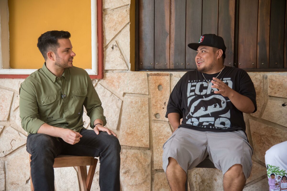 Pat Boy e Hilario Chi en la Ruta del Bienestar