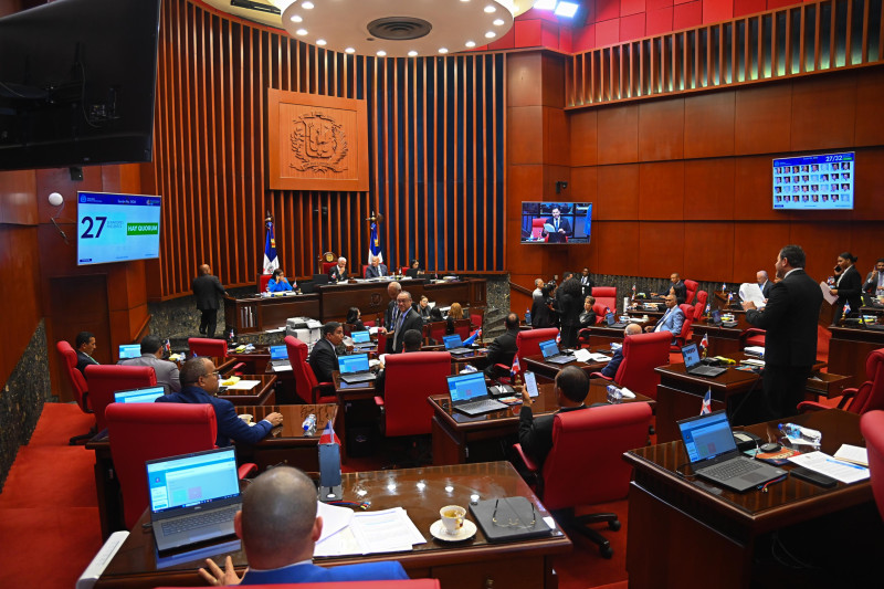 Reglamento otorga 15 días para enviar ley al Ejecutivo; Senado tiene 41 con Residuos Sólidos