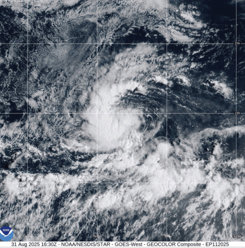 Tormenta tropical Kiko se forma cerca de las costas de México