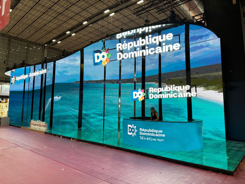 RD reabre su oferta a Europa en feria turística Top Resa 2025