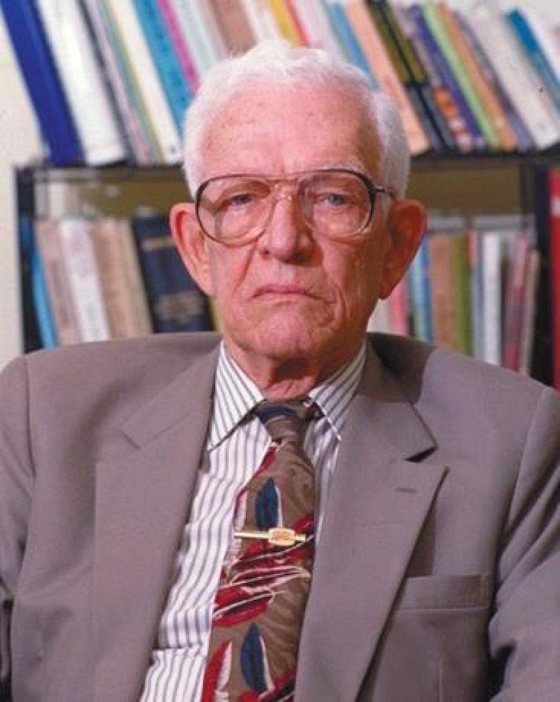 Se cumplen 24 años del fallecimiento de Juan Bosch