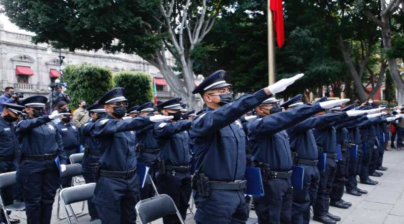 Policía