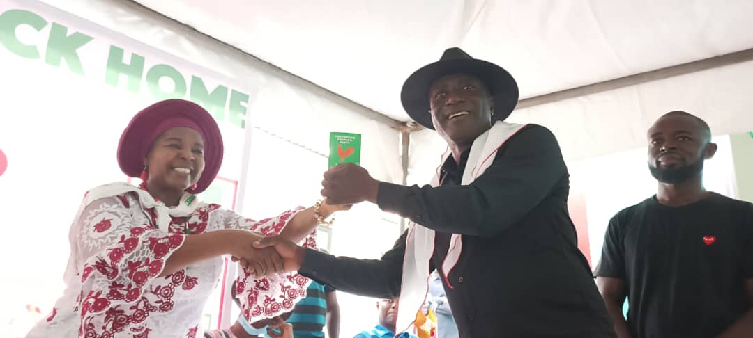 Captain Smart outdoored as CPP member