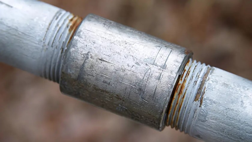 Threaded joint in Pipe