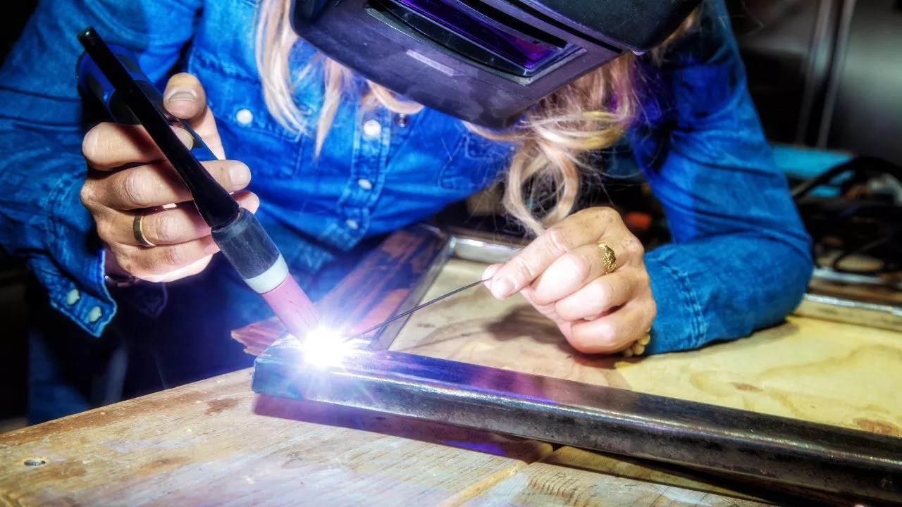 How to Source Shielding Gas for TIG Welding