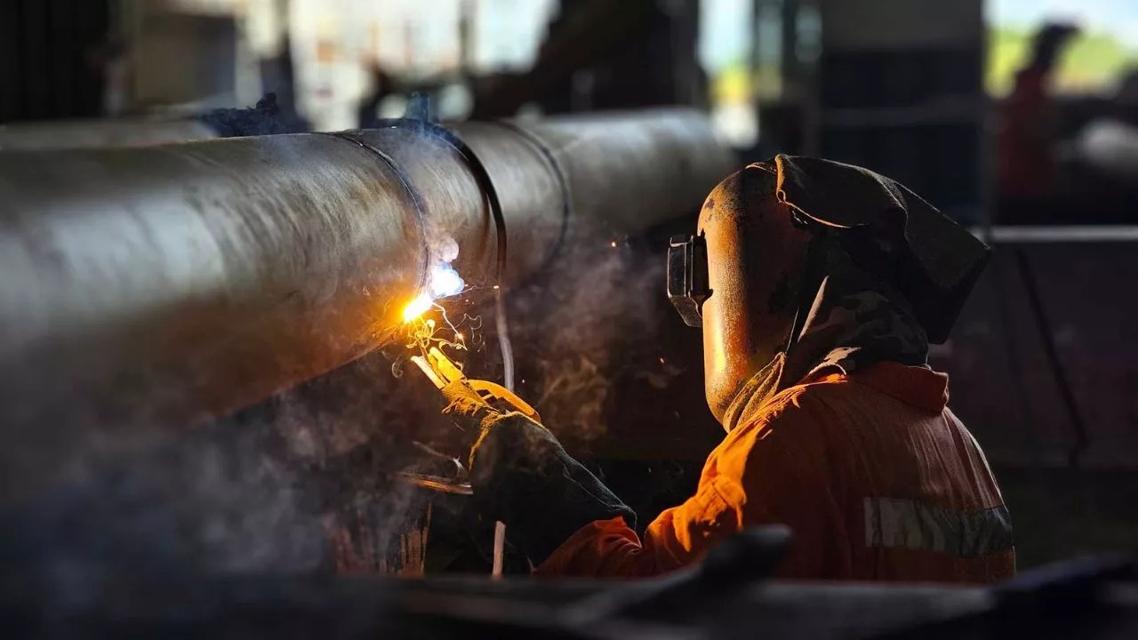Why Is Oxygen Generally A Harmful Element In Welding