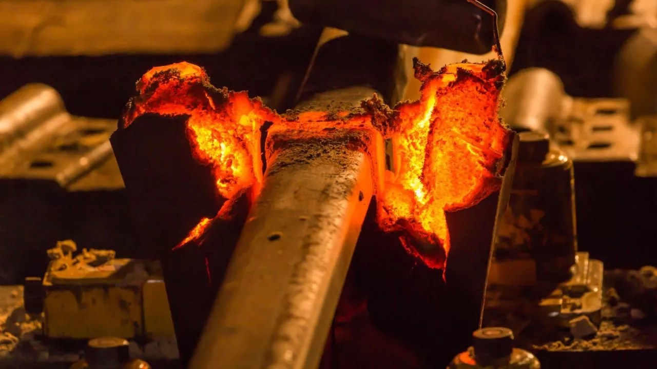 Why Is The Thermite Reaction Useful For Welding Rails