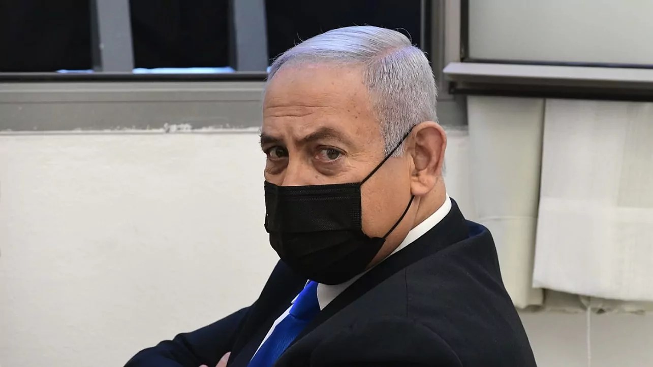 Benjamín Netanyahu en un tribunal de Jerusalén