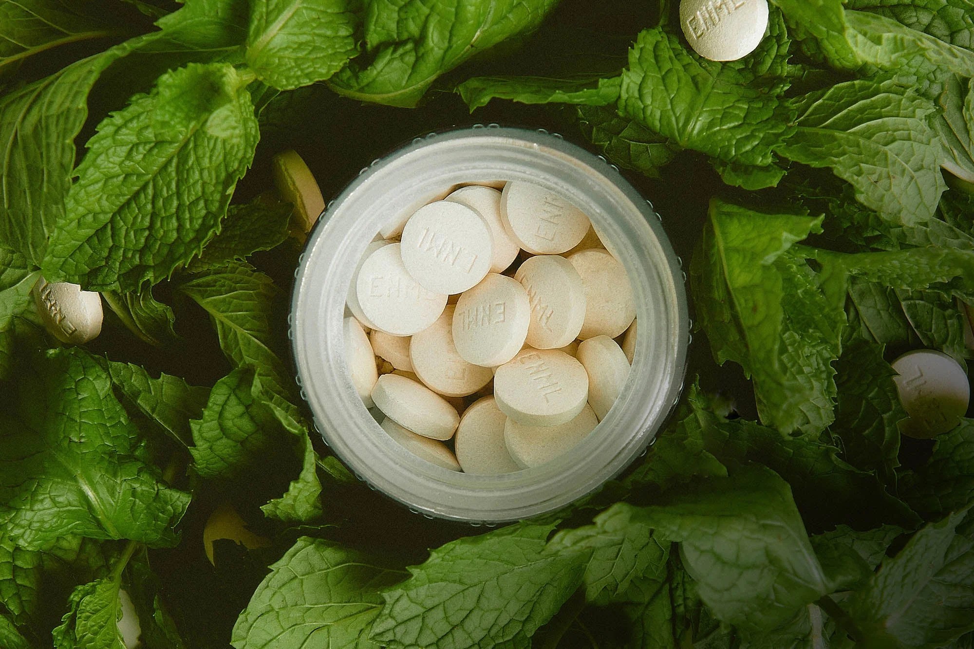 Toothpaste Tablets Vs Toothpaste Enml