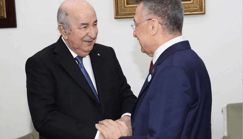Le président de la République reçoit le président de la Commission des AE de la Grande Assemblée nationale de Turquie