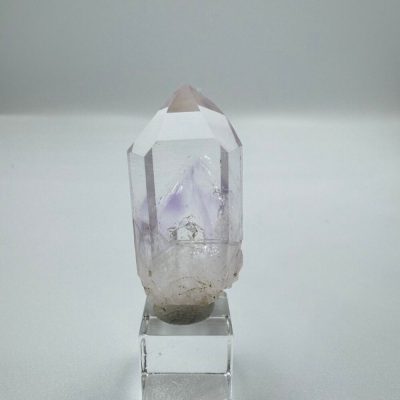 Amethyst crystal with phantoms