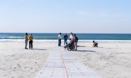 Transforman accesibilidad en Rosarito con playa inclusiva