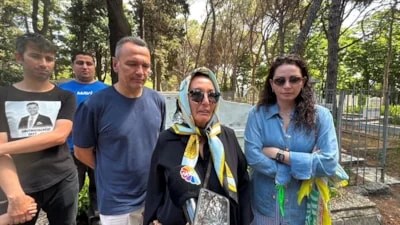 Kemal Sunal Vefatının 26. Yılında Zincirlikuyu Mezarlığı'nda Kabri Başında Anıldı