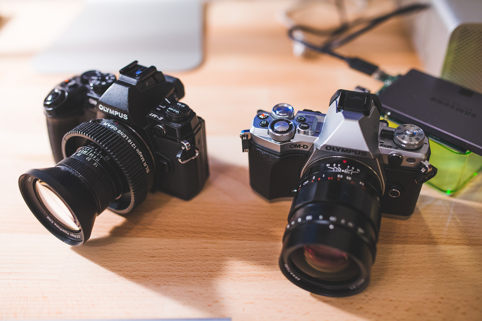 Preis ab 1.649,00 euro (21.11.2021); Olympus E-M5 Mark II - love and hate at first sight