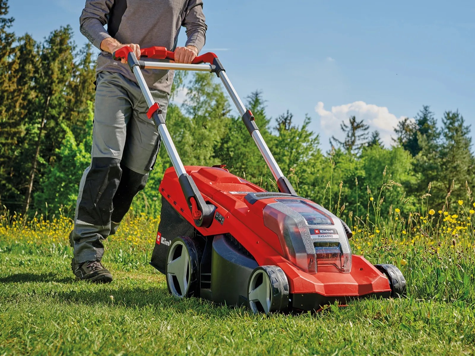 Il rasaerba Rasarro di Einhell