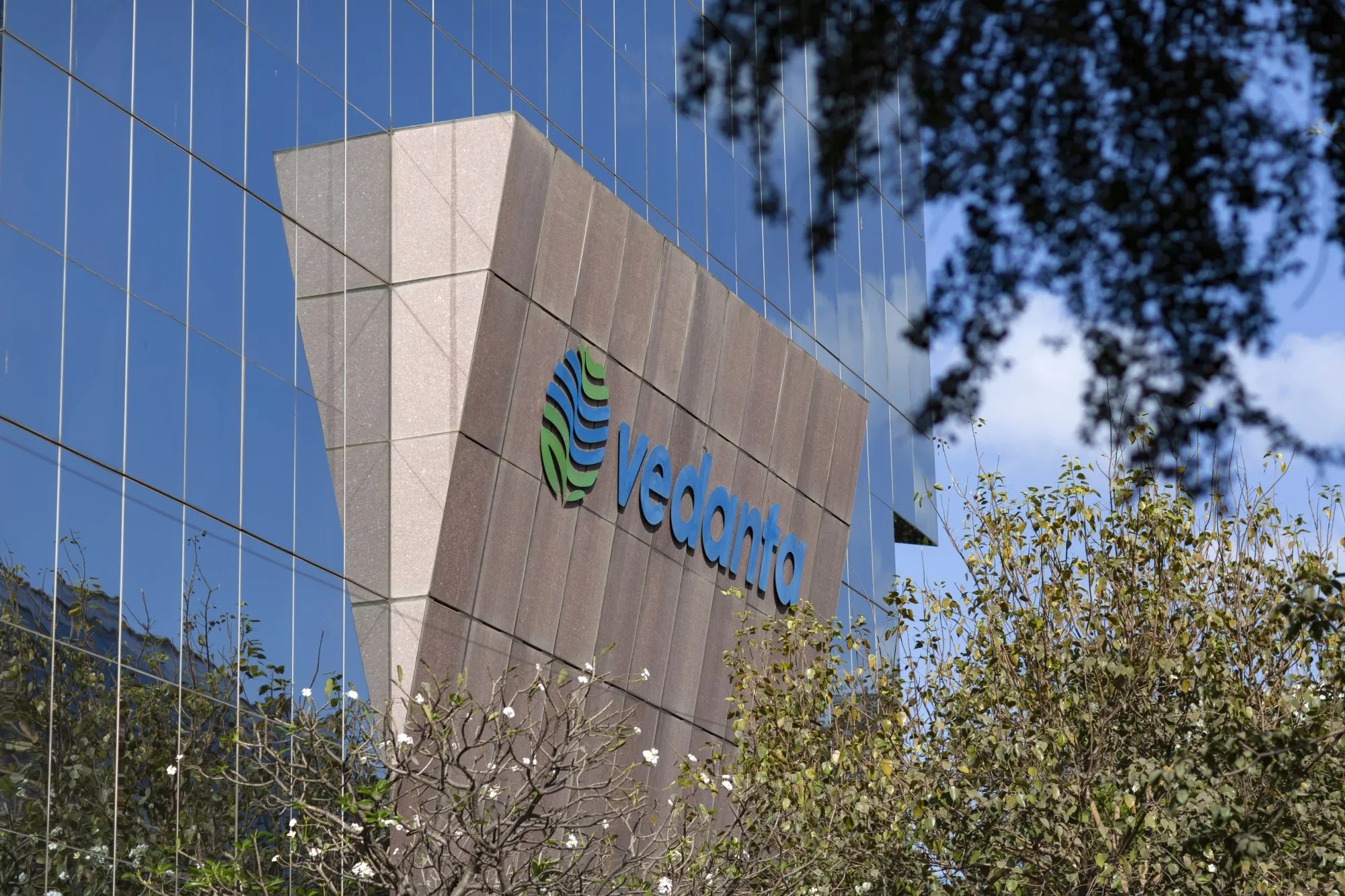 Vedanta Secures Andhra Pradesh Nod to Drill 20 Onshore Oil and Gas Wells in Krishna District