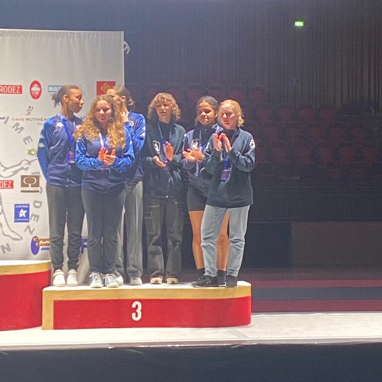 France M17 Rodez
Team ENE épée normandie excellence 
escrime club de Caen
Podium épée dames