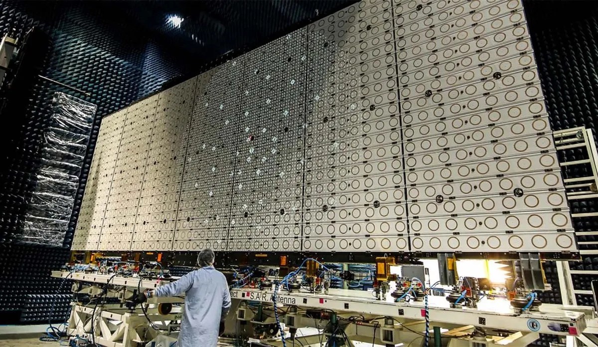 Avances en el planeamiento para construir un Satélite Meteorológico Regional