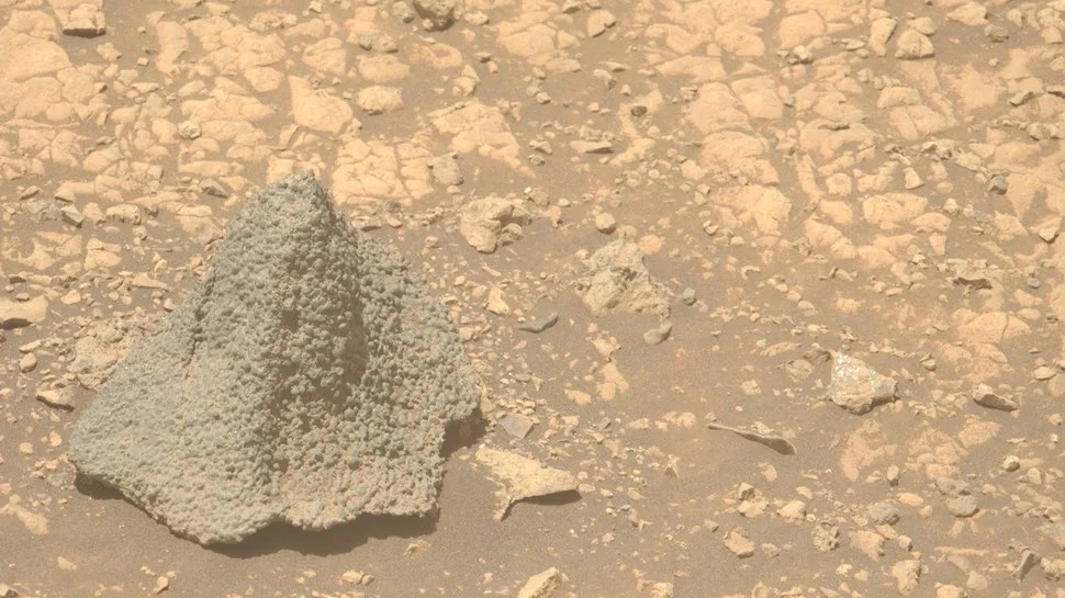 Casco Perseverance rover NASA Marte