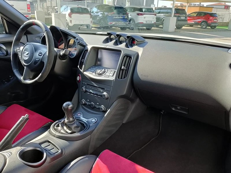 NISSAN 370Z NISMO PARI AL NUOVO MAI ELABORATA VERONA VICENZA PADOVA