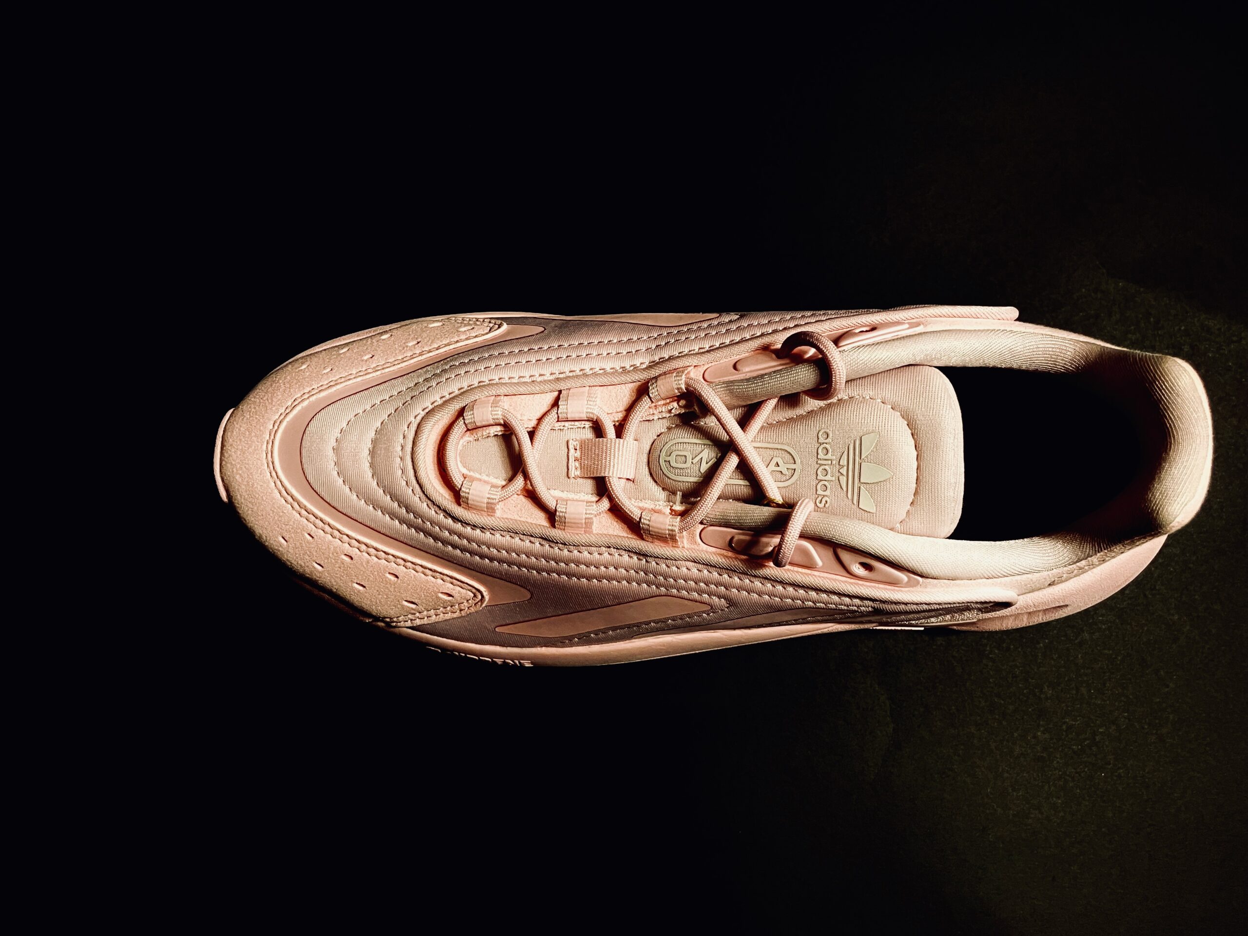 Adidas Ozelia