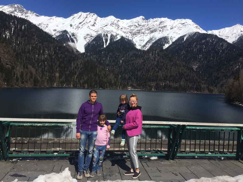 Экскурсия на озеро рица из сочи — обзор travel or die. Fotootchet Vseh Eksursij Po Abhazii Sochi Adleru I Krasnoj Polyane Mini Otel Vinograd