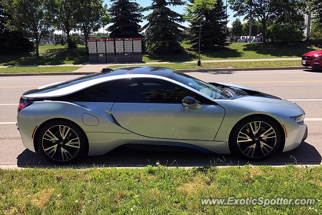Bmw i8 spotted in oakville, canada on 06/24/2017, photo 2