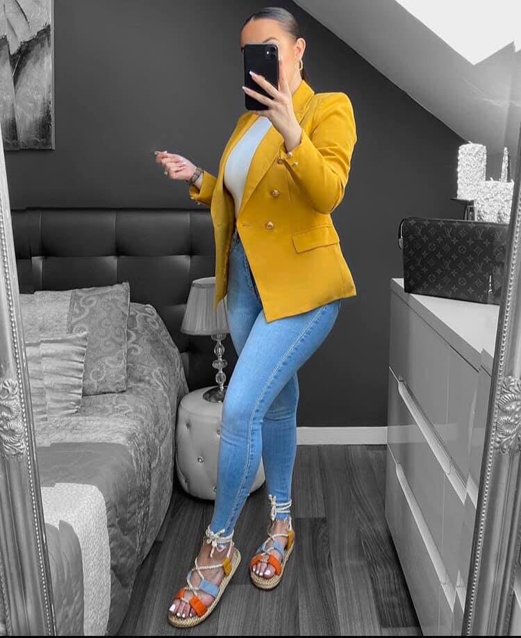 40 trending outfit ideas for women 2024 (spring, summer, fall, winter