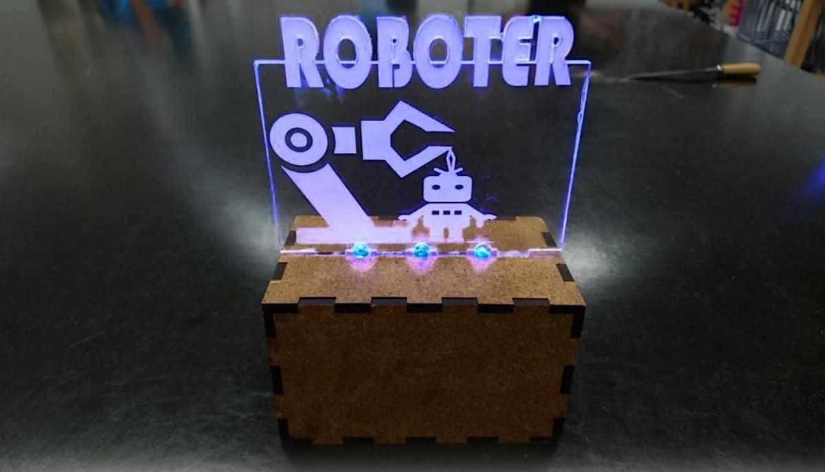 FabLabKids: Lass‘ Plexi leuchten!