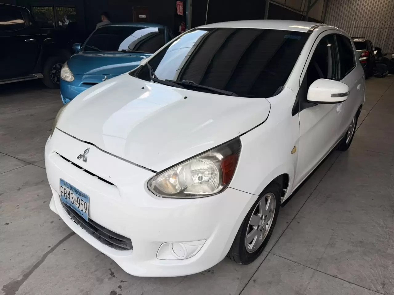Mitsubishi Mirage 2015
