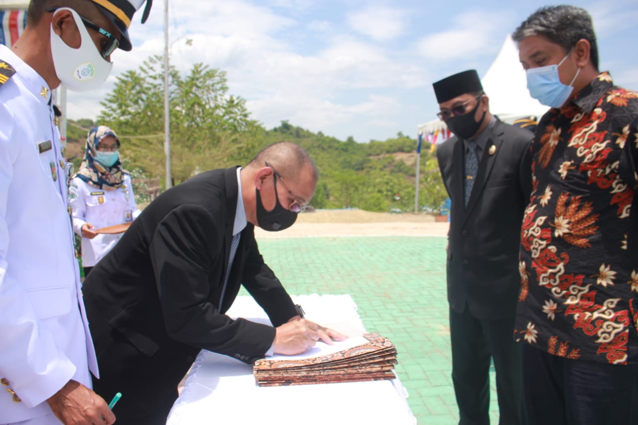 Banyak perusahaan pelayaran 'jemput bola' . Masya Allah Angkatan Iii Lulusan Smk Pelayaran Nusantara Barru Langsung Ditawari Kerja