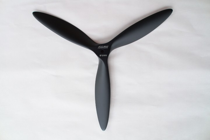 Falcon Gas Three Blade WWII German Paddle Style Propeller – Falcon
