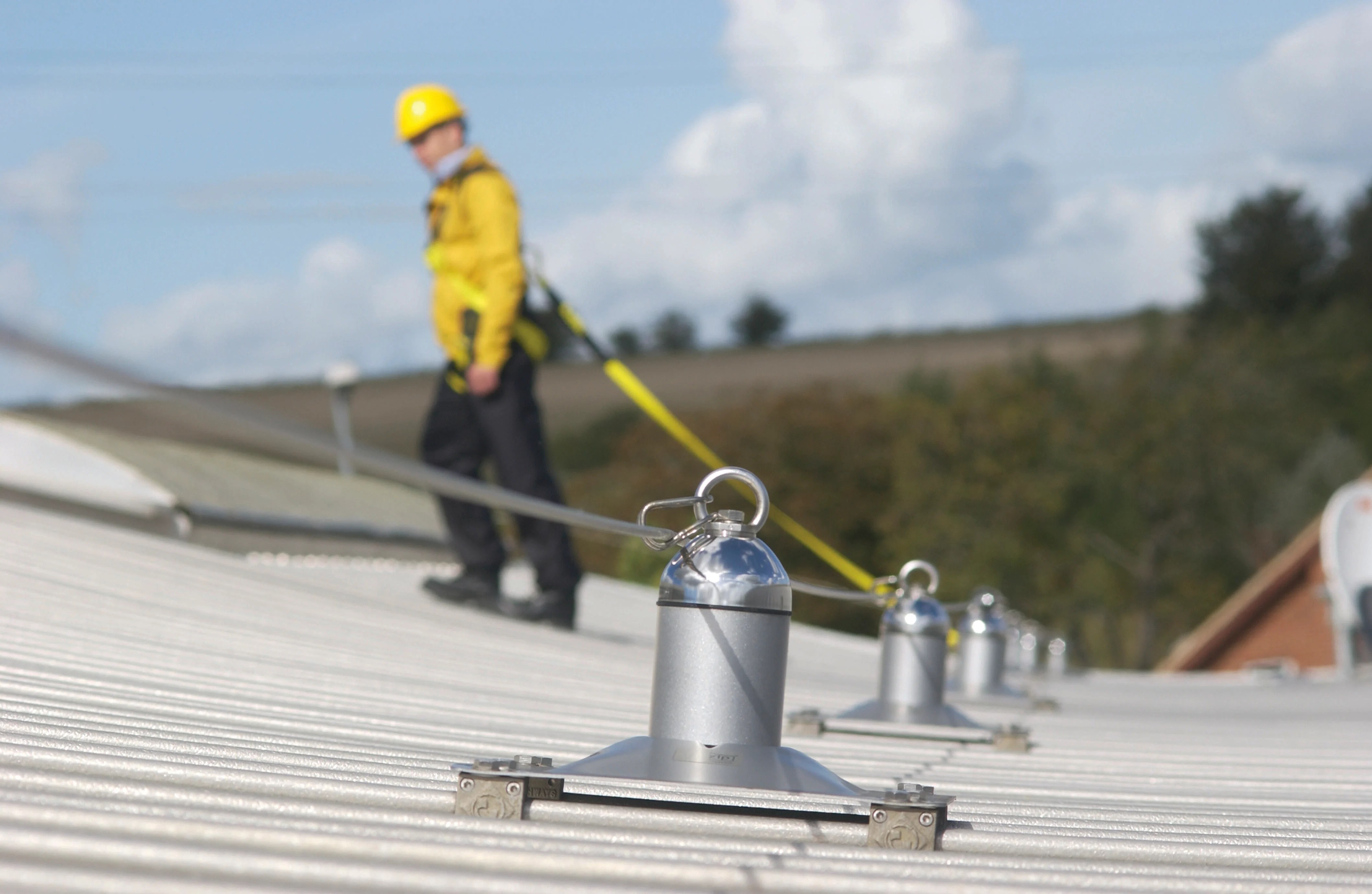 Fall Protection Gravity S - Premium Minimal Photo - 4K