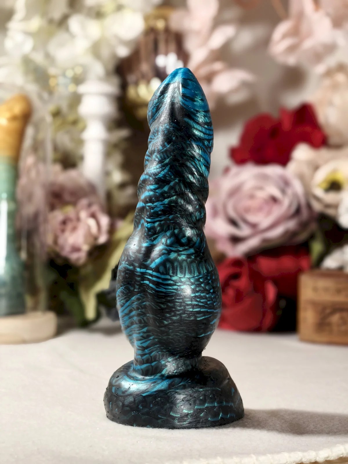 Fantasy werewolf dildo