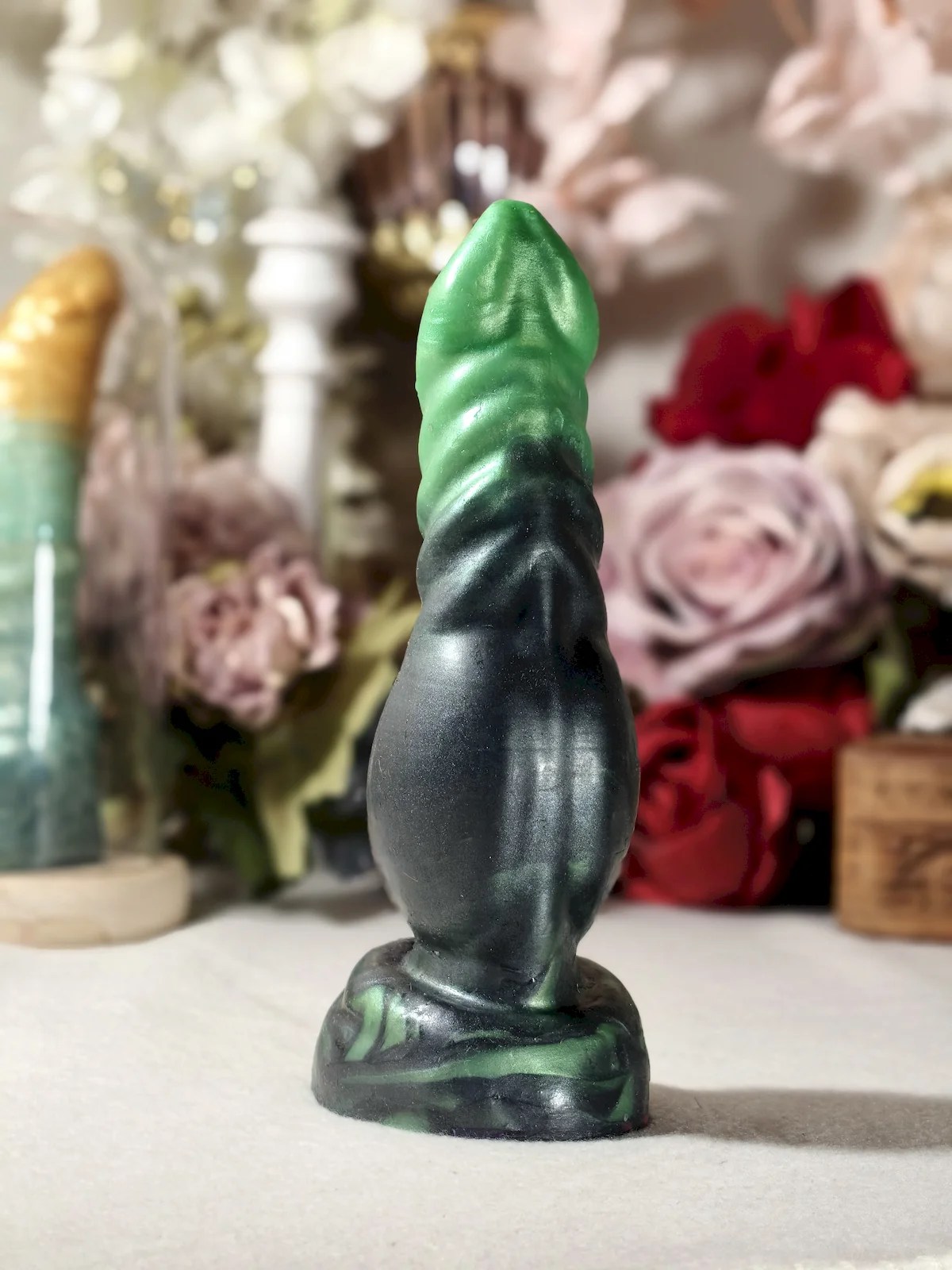Fantasy werewolf dildo