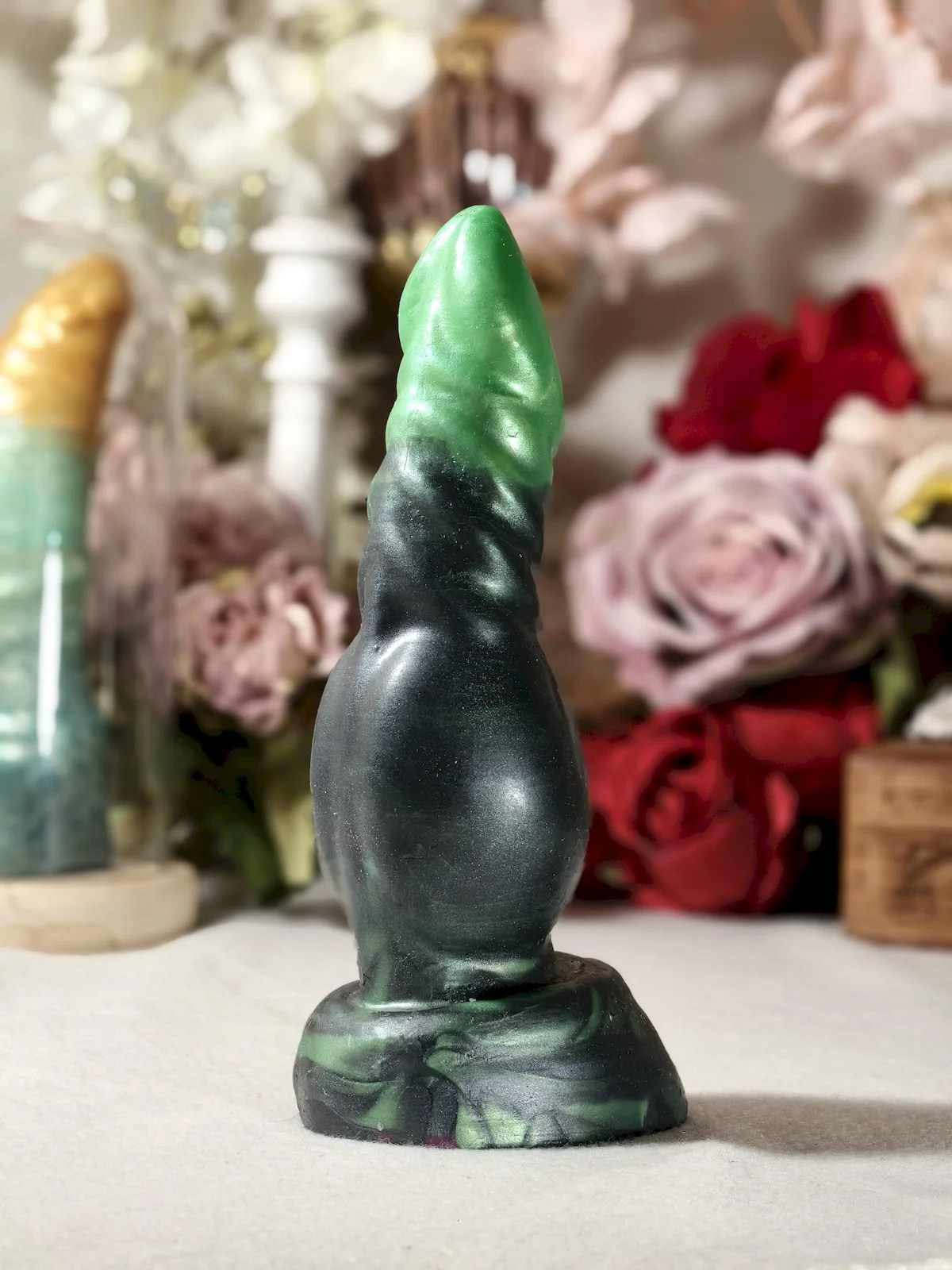 Fantasy werewolf dildo