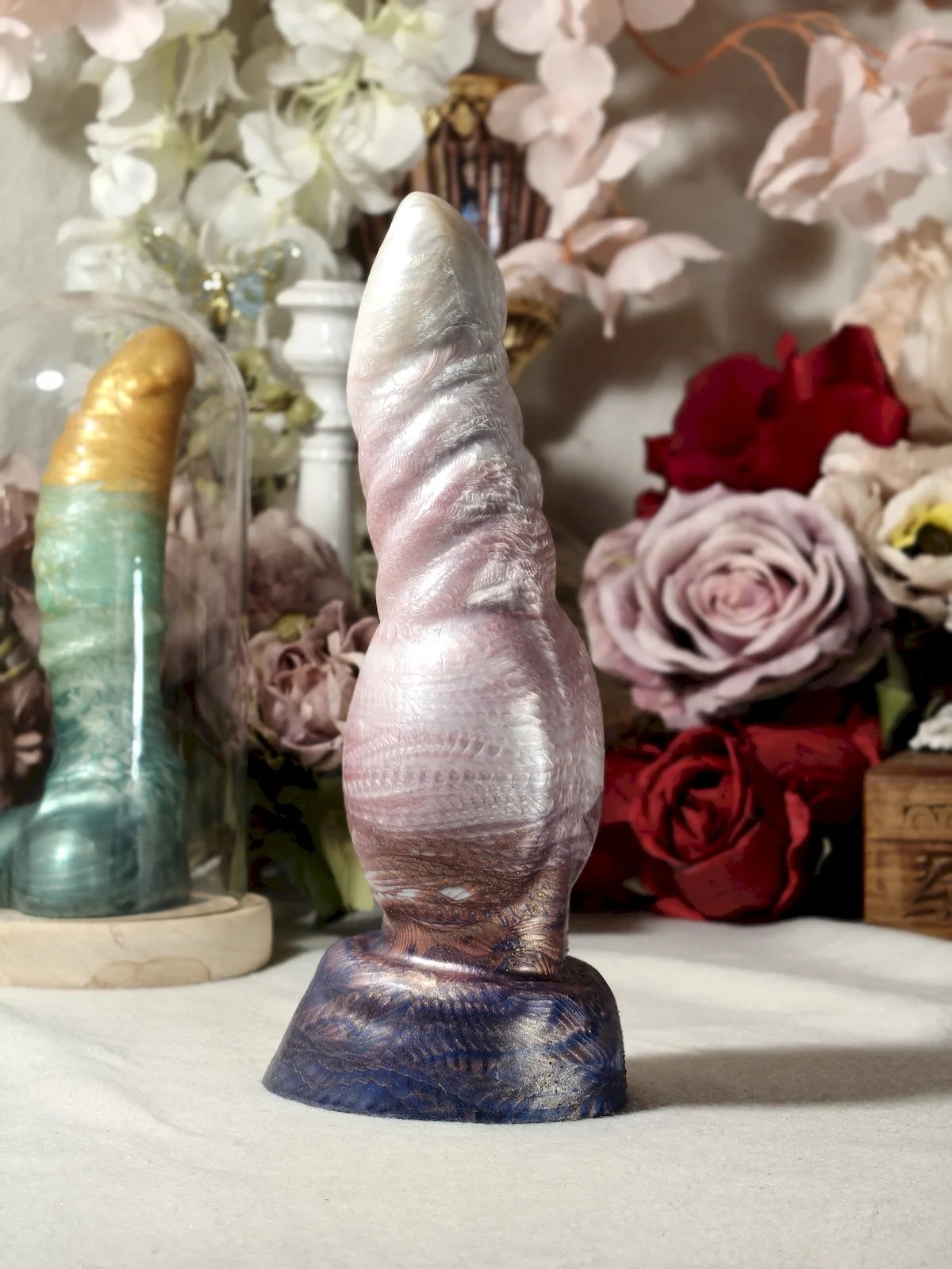 Fantasy werewolf dildo