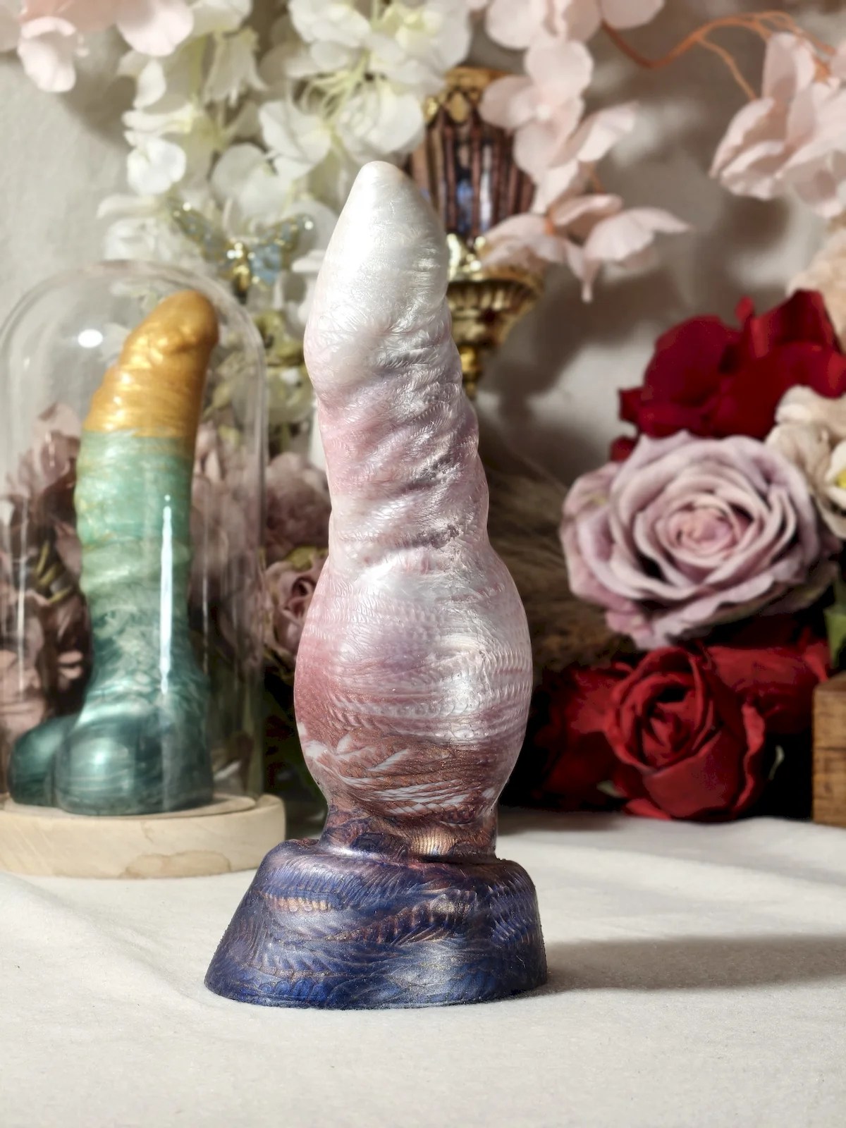 Fantasy werewolf dildo