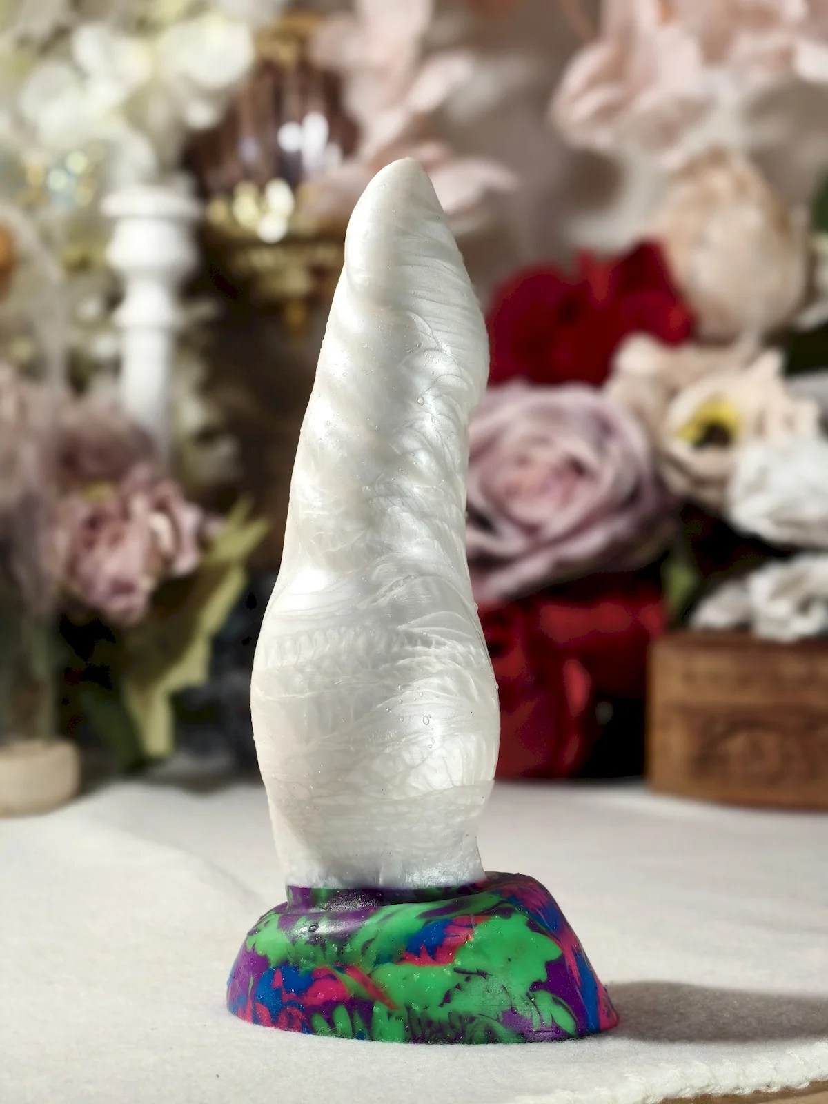Fantasy werewolf dildo