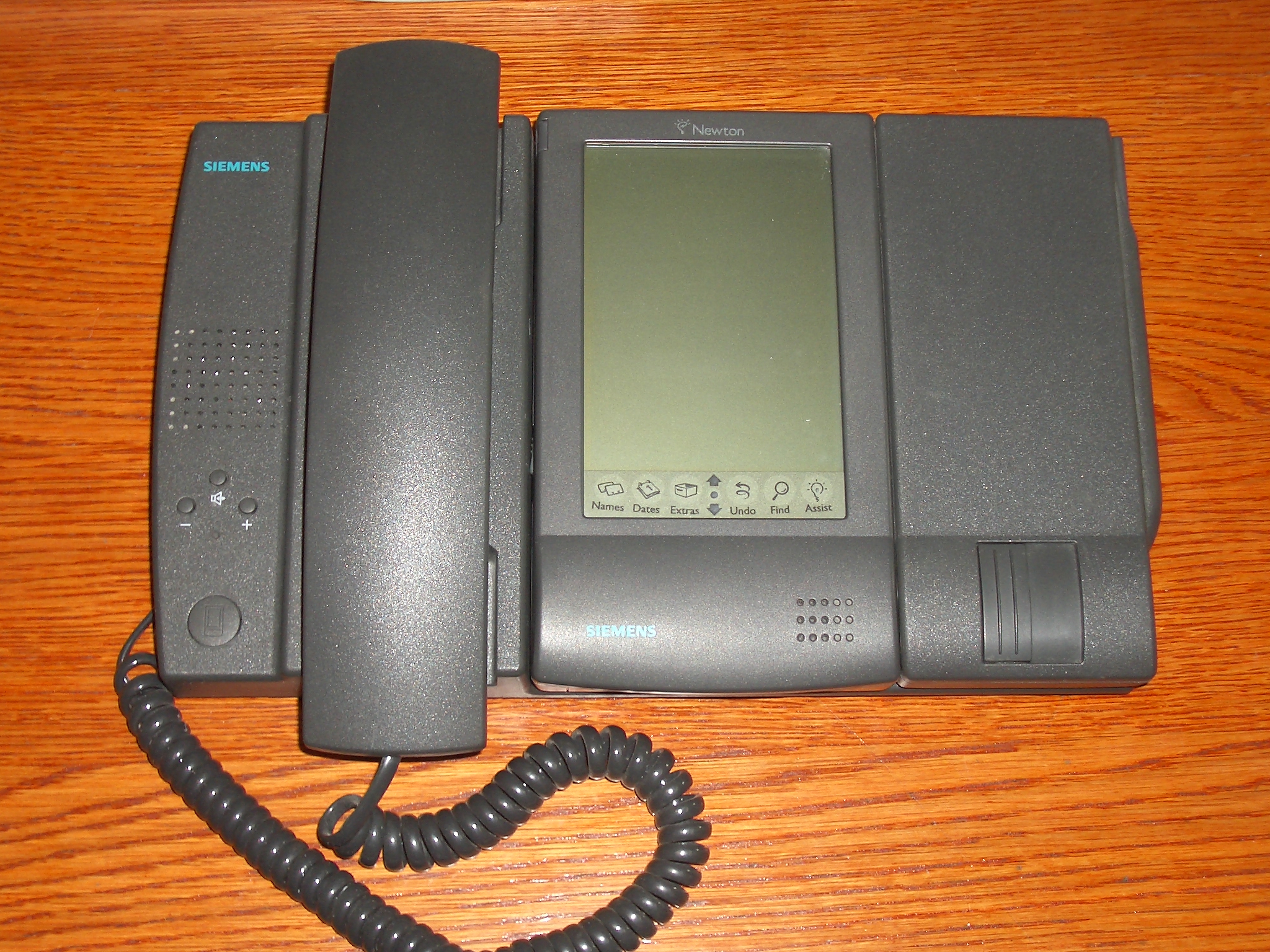 Newton Phone – Calamity Blog