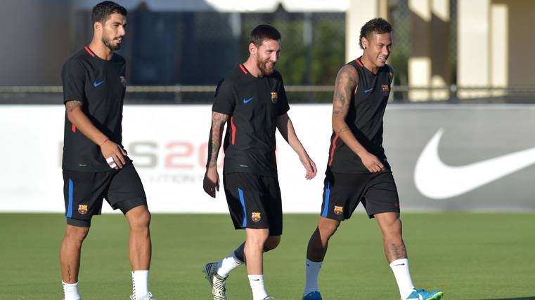 Iniesta and Suárez, on Neymar: “Only we can support him”